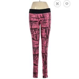 Under Armour Pink Active Pants Size M